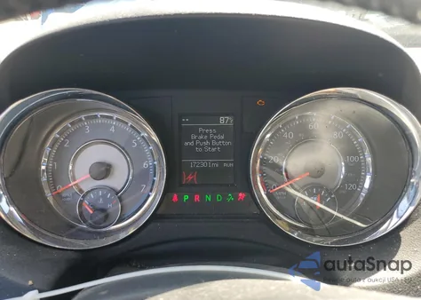 2011 Chrysler Town & Country Touring L z USA, uszkodzony, nr VIN 2A4RR8DG9BR712724